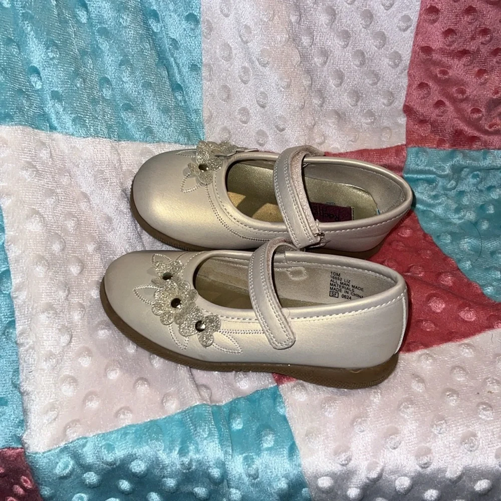 Girls Cream Mary Jane Shoes with Flower Accent